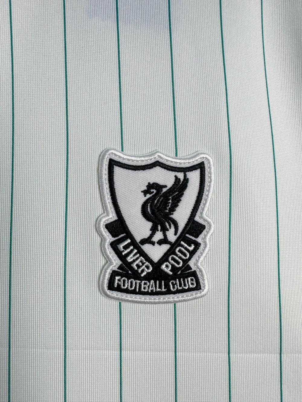Man's Jersey Retro Liverpool White - 2025/2026