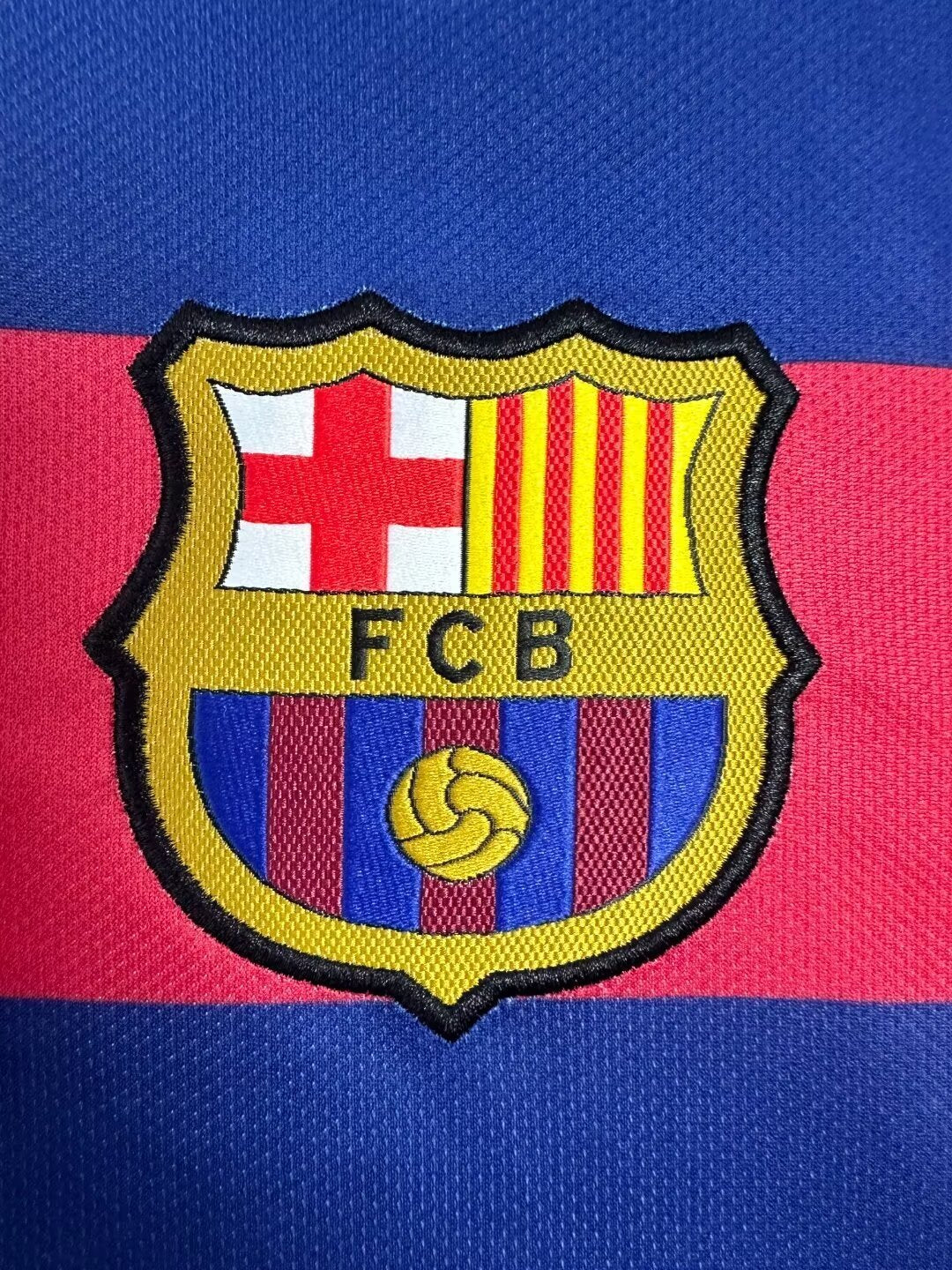 Man's Retro Long Sleeve Barcelona Team 2015/16