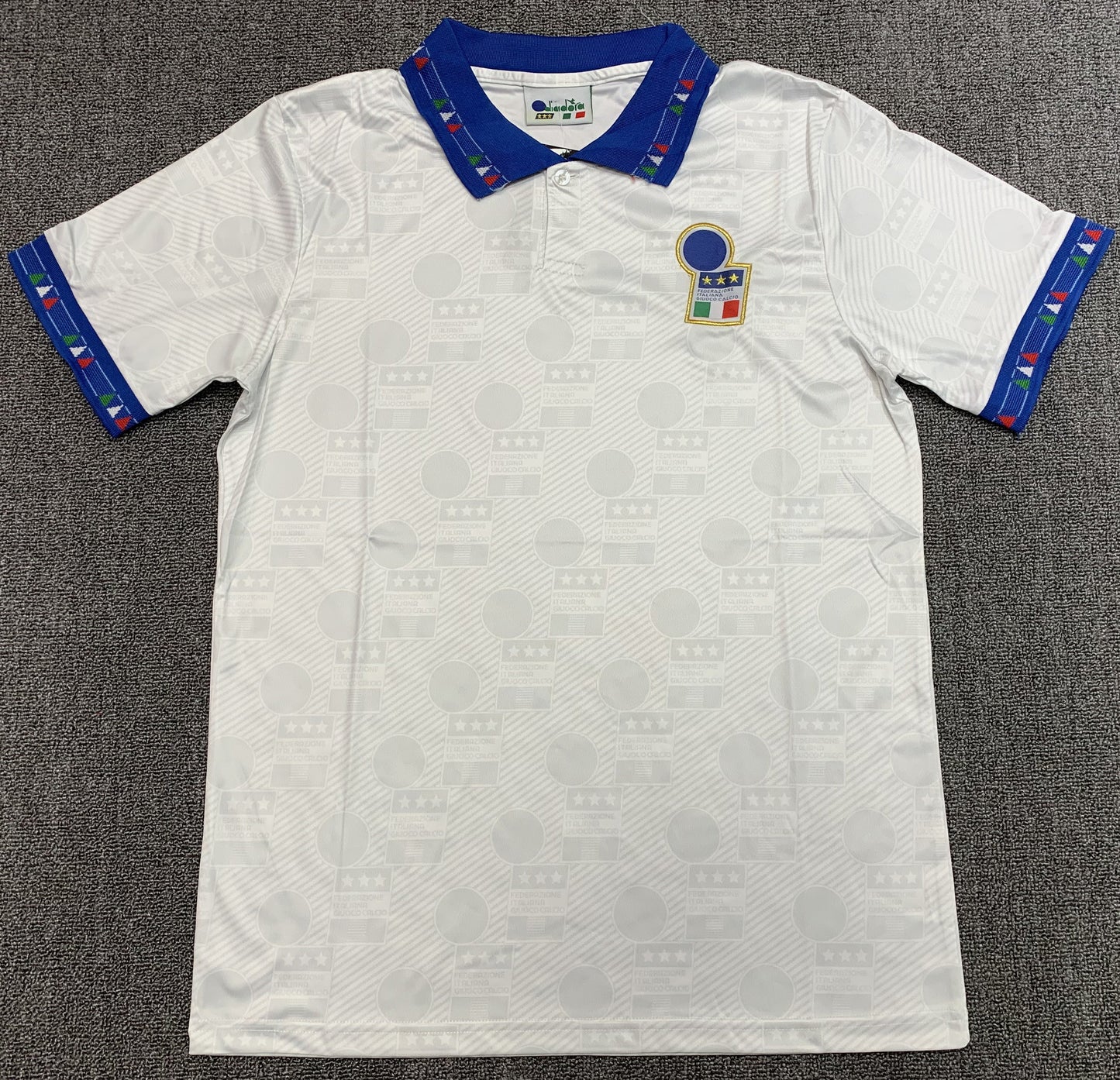 Man's Retro Jersey Italy National Team Away - 1994