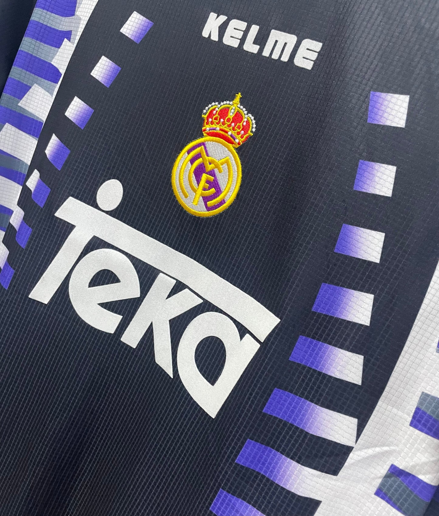 Man's Retro Jersey Real Madrid Team - 1997/1998
