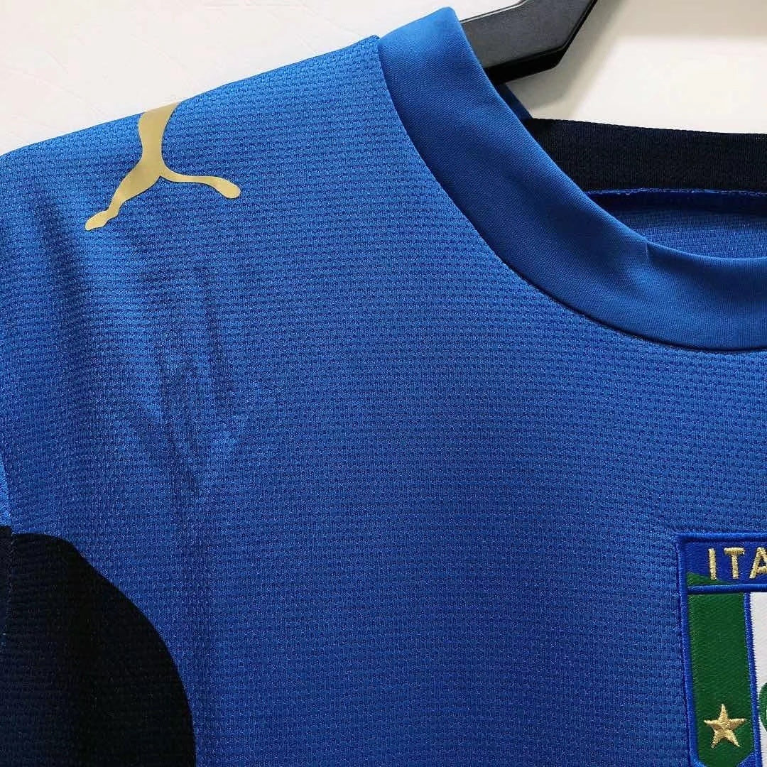 Man's Retro Jersey Italy National Team Home - 2006