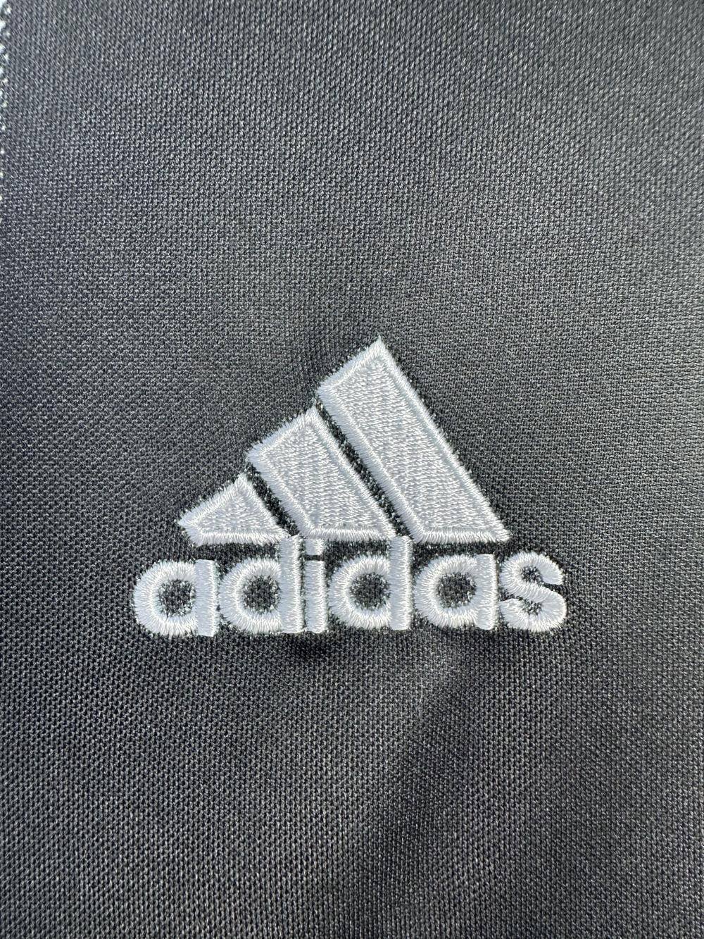 Man's Retro Jersey Juventus Team Home - 2018/19