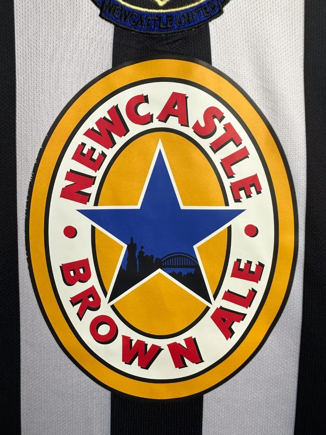 Man's Retro Long Sleeve Newcastle Team - 1997/99