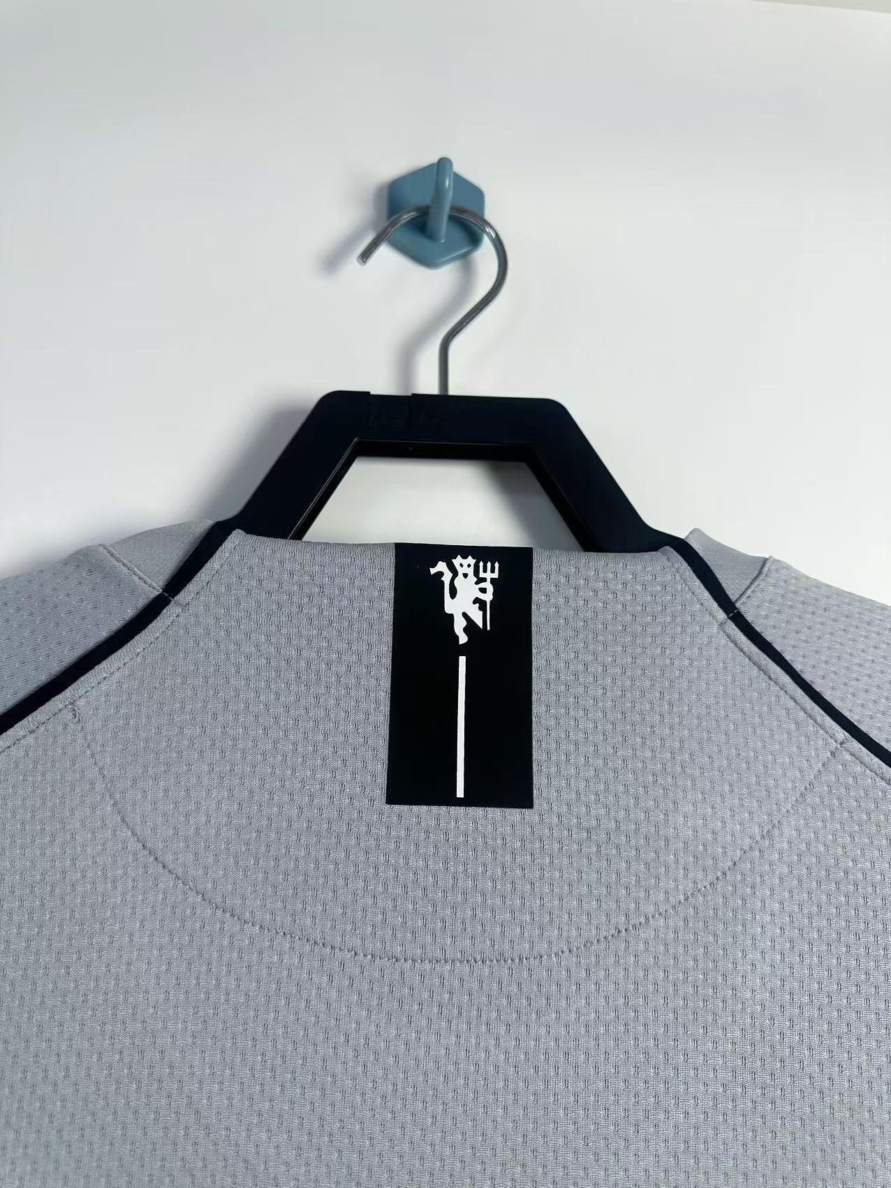 Man's Retro Jersey Manchester United Team Grey GK - 2007/08