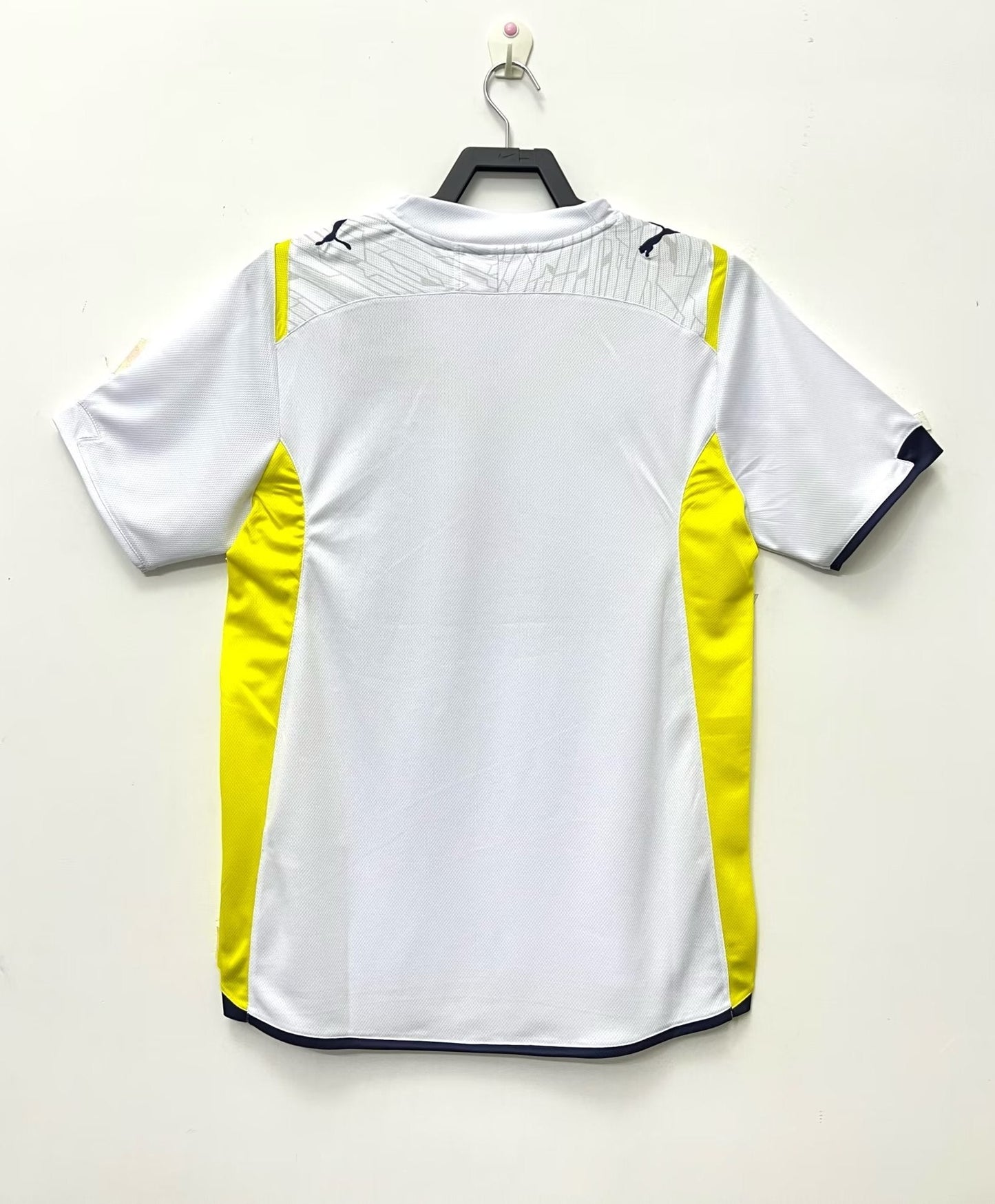 Man's Retro Jersey Tottenham Team - 2009