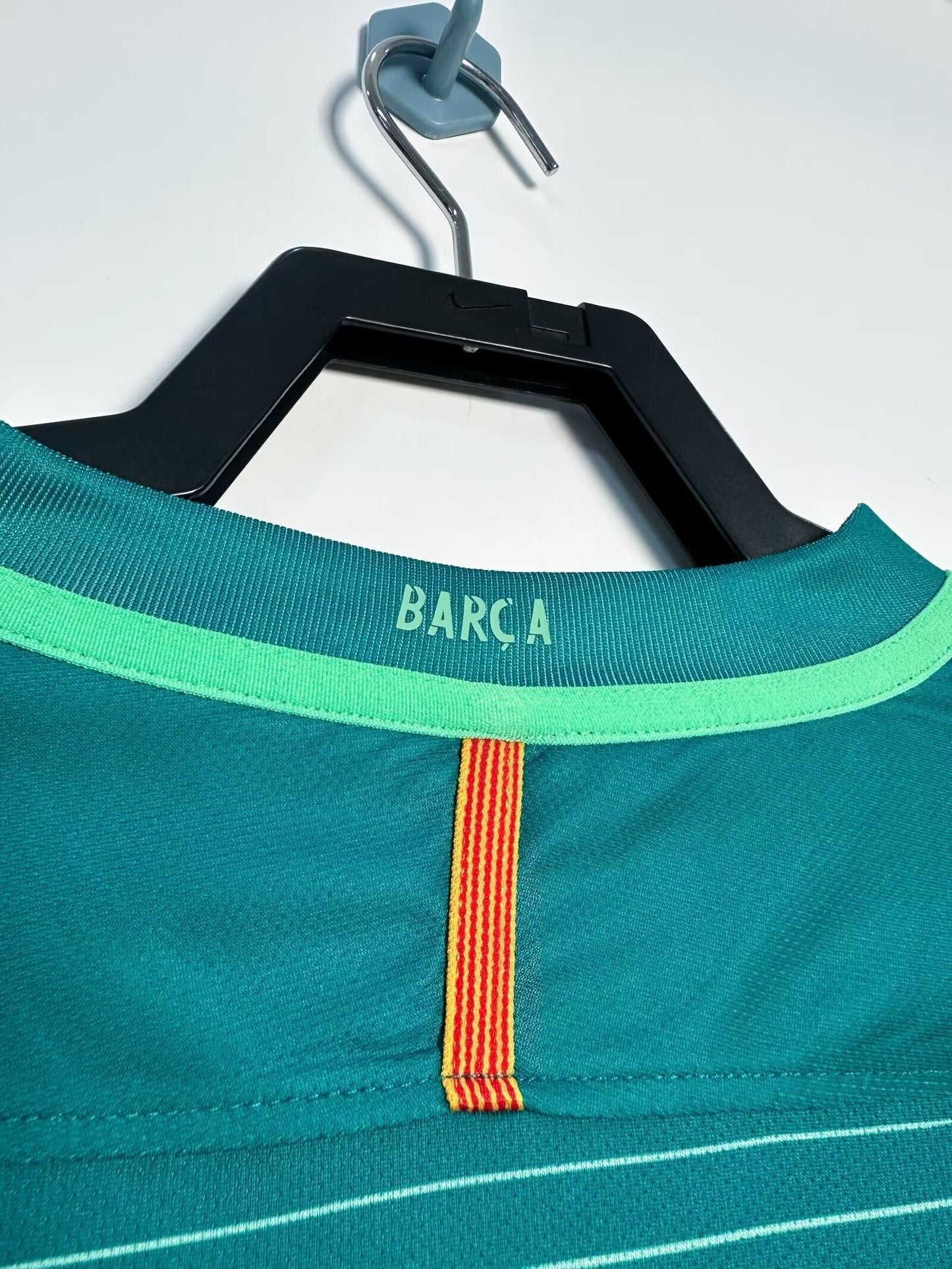 Man's Retro Jersey Barcelona Team - 2016/17