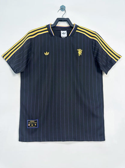 Man's Retro Jersey Manchester United Team Cultural Jersey Black - 2025/26