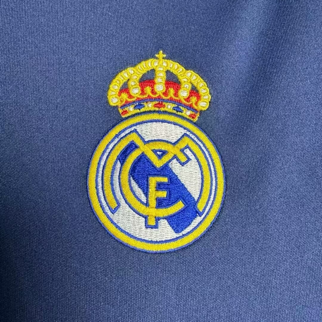 Man's Retro Jersey Real Madrid Team  Away - 2005/2006