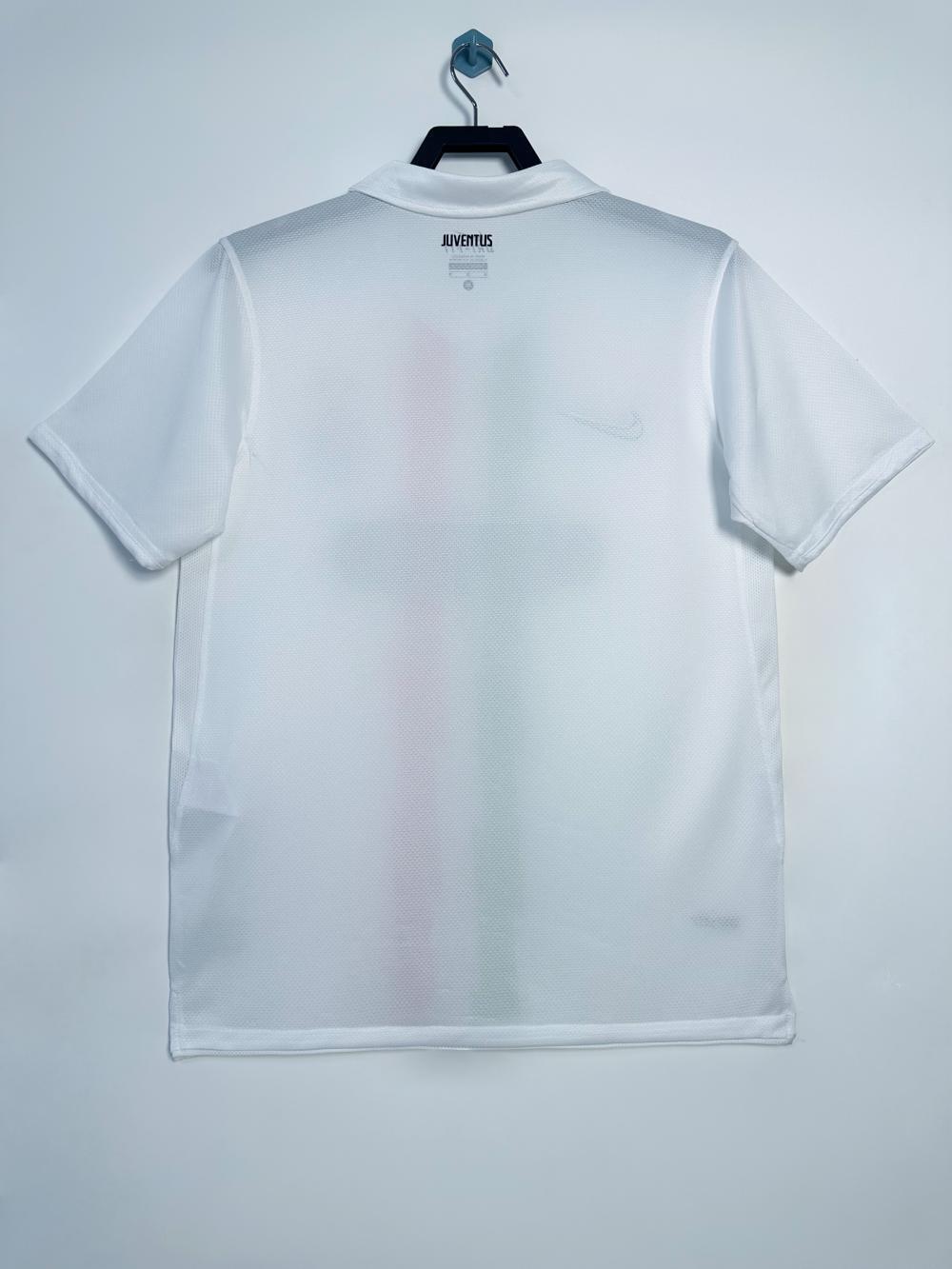 Man's Retro Jersey Juventus Team Away - 2010/11
