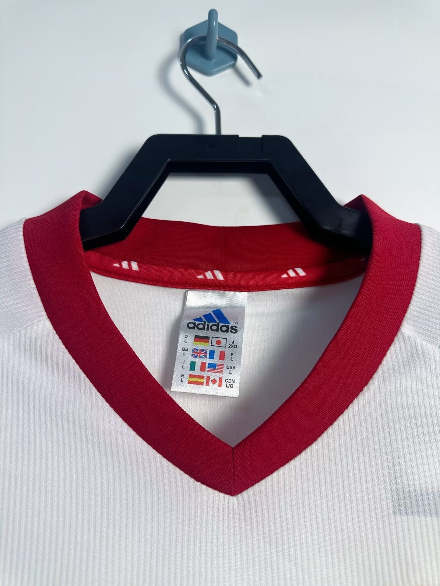 Man's Retro Jersey China National Team - 2002