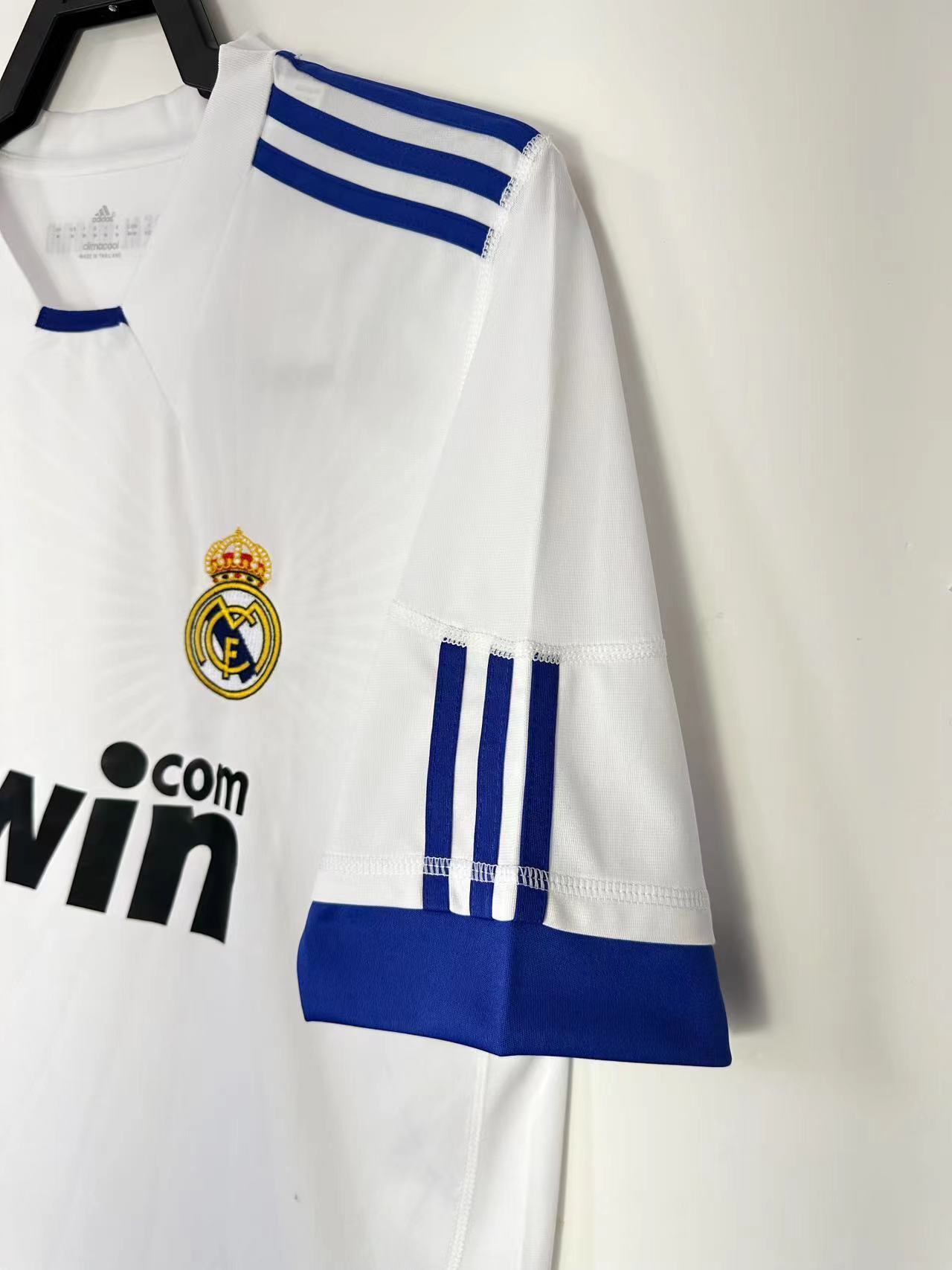 Man's Retro Jersey Real Madrid Team - 2010/11