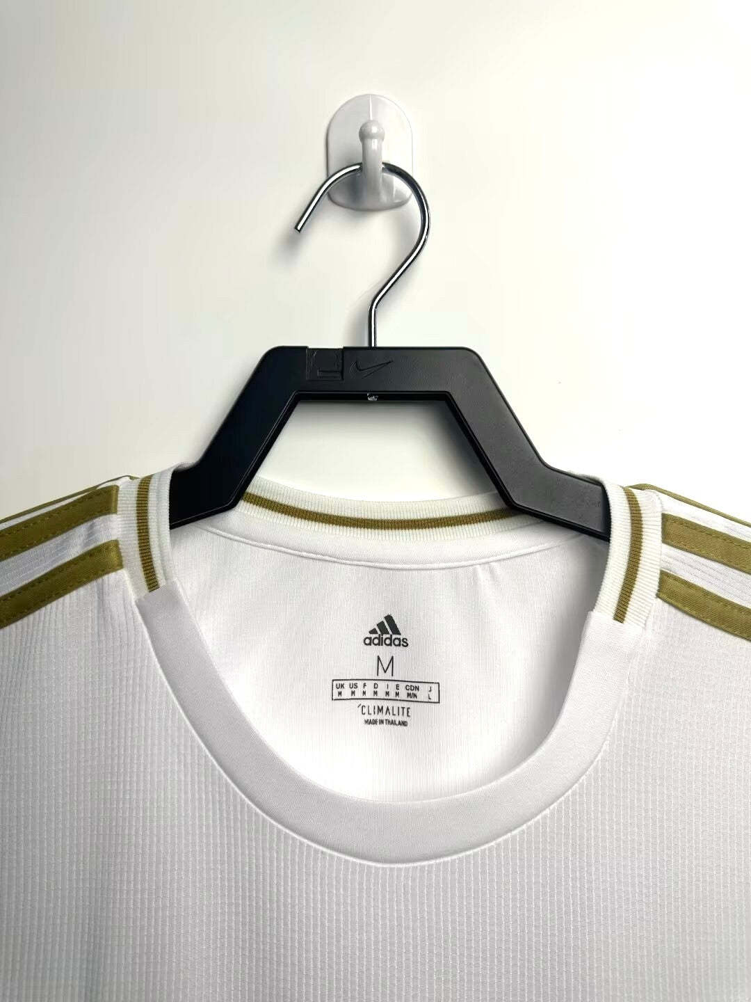 Man's Retro Jersey Real Madrid Team - 2019/2020