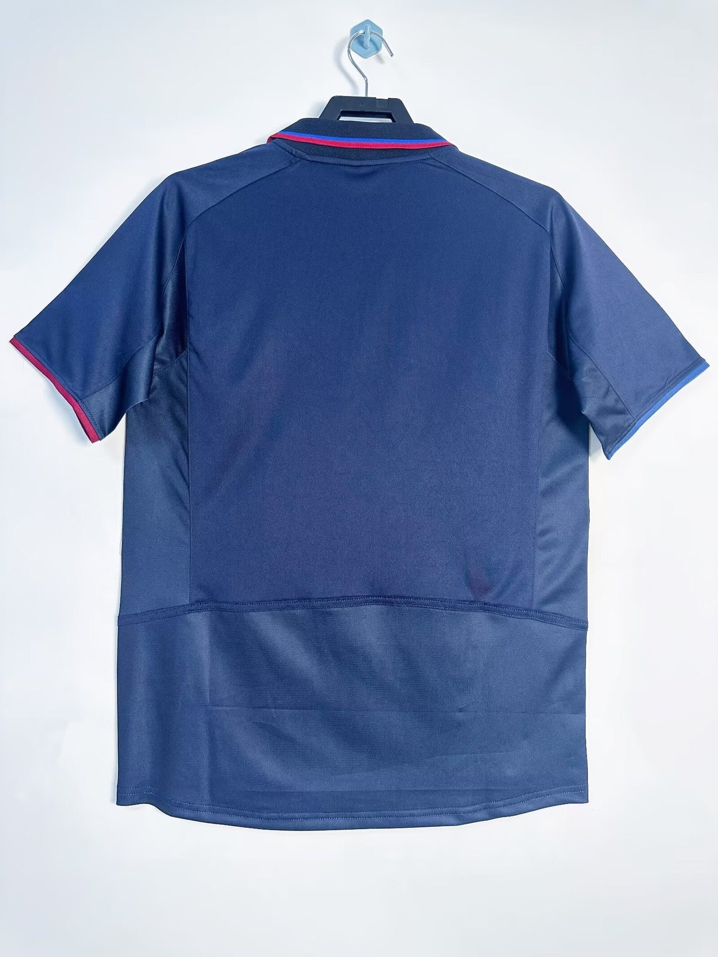 Man's Retro Jersey Barcelona Team - 2002/03