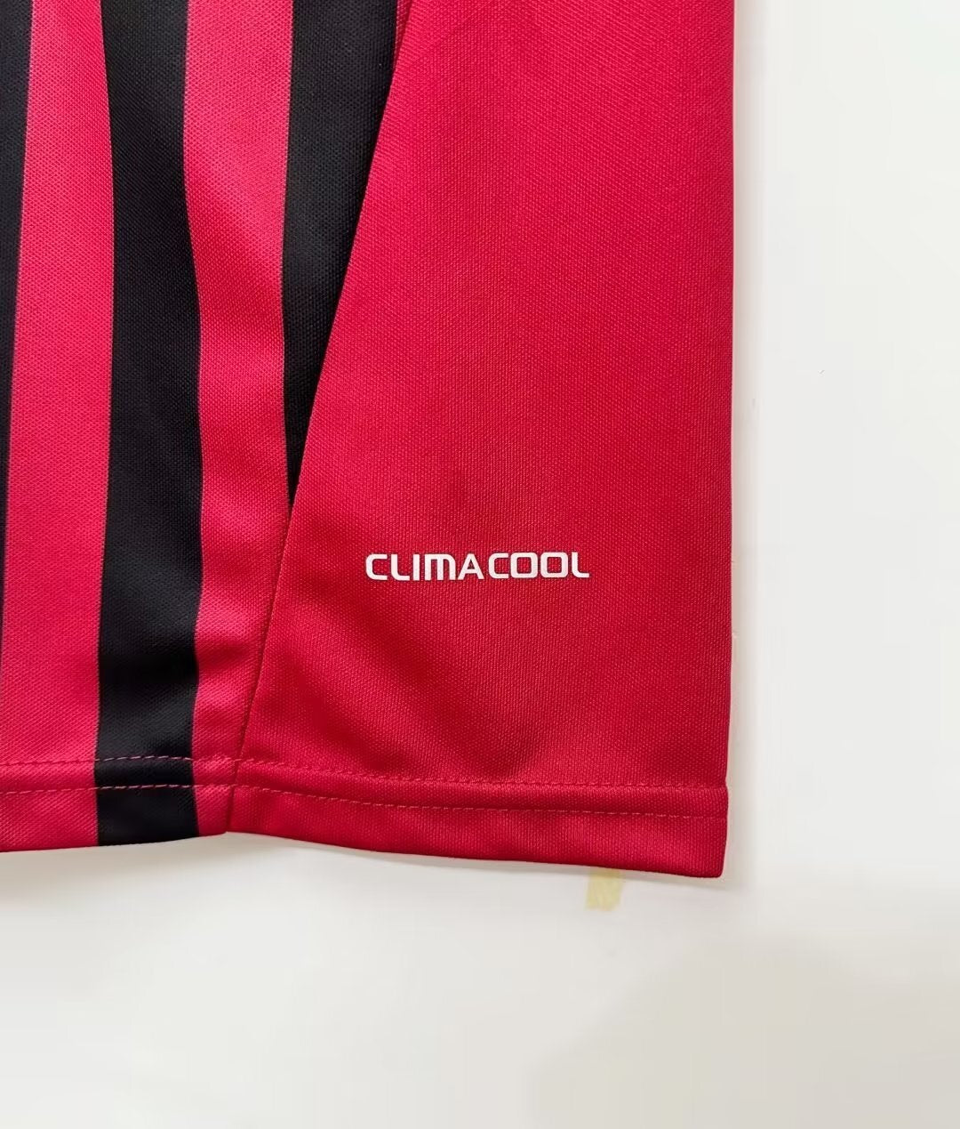 Man's Retro Jersey Milan Team - 2011/12
