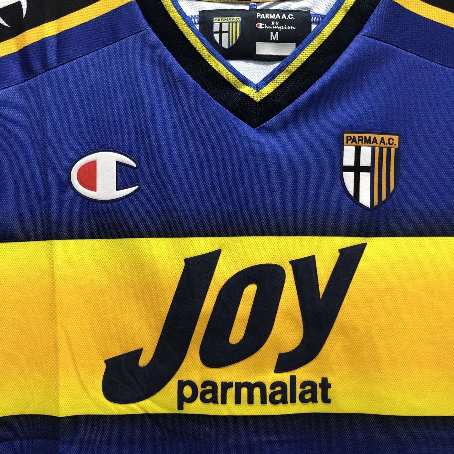 Man's Retro Jersey Parma Calcio Team Home - 2001/02