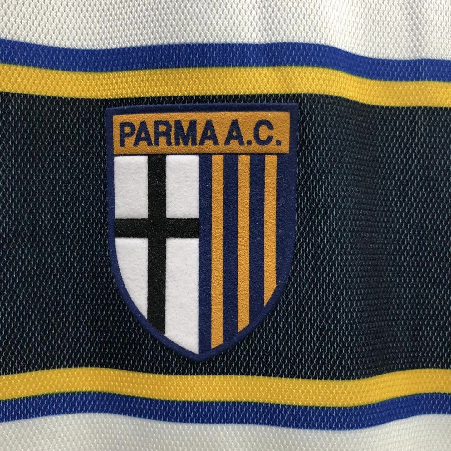 Man's Retro Jersey Parma Calcio Team - 2002/03