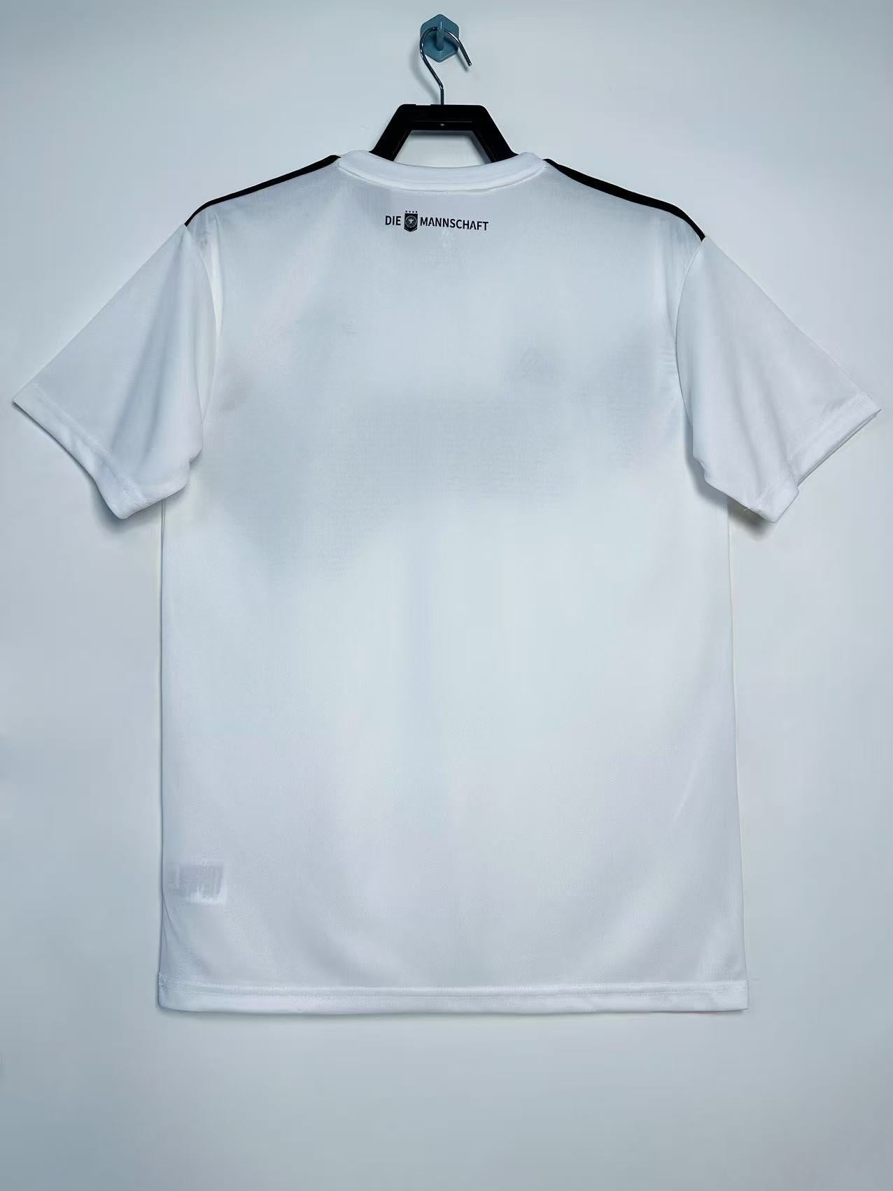 Man's Retro Jersey Germany National Team - 2018