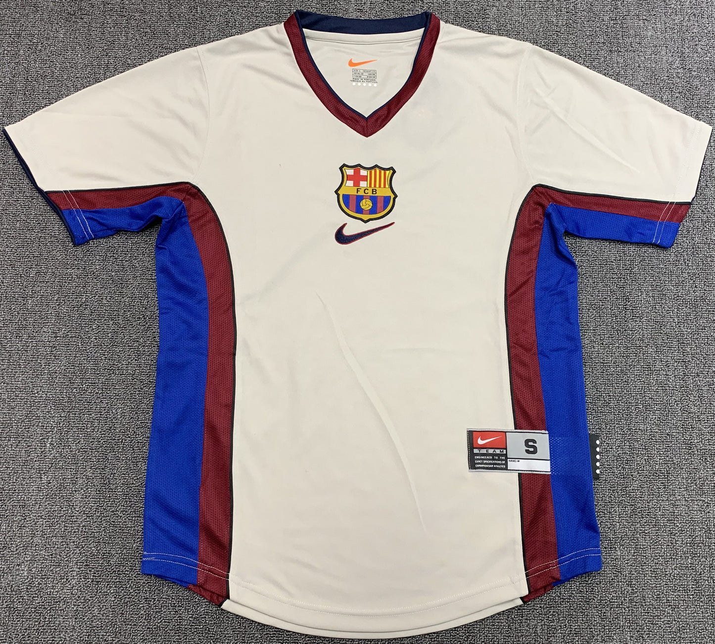 Man's Retro Jersey Barcelona Team Away - 1998/99