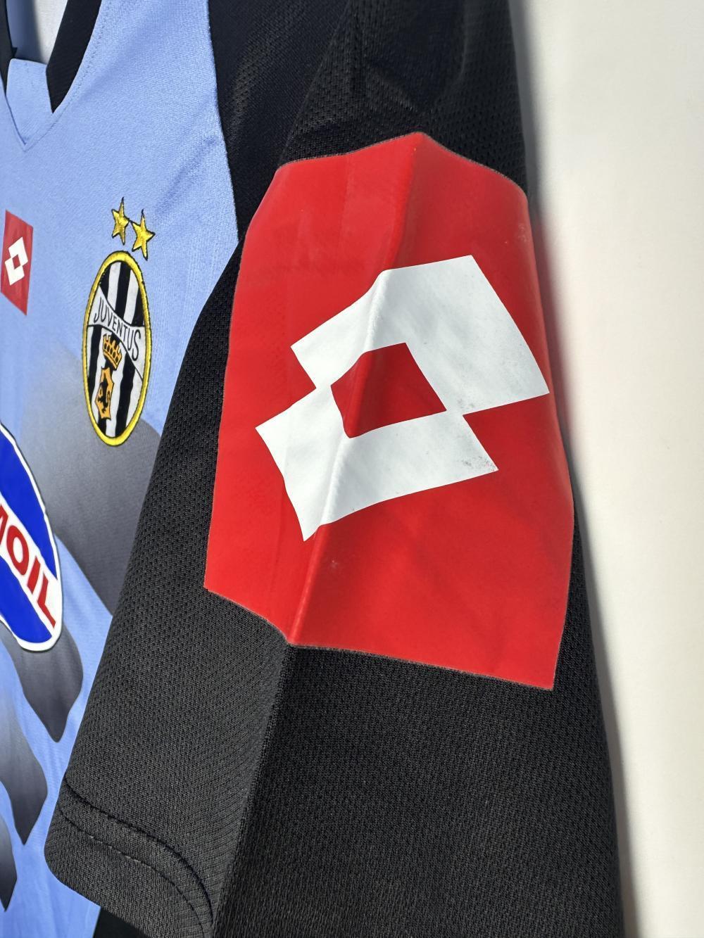 Man's Retro Jersey Juventus Team GK - 2002/03