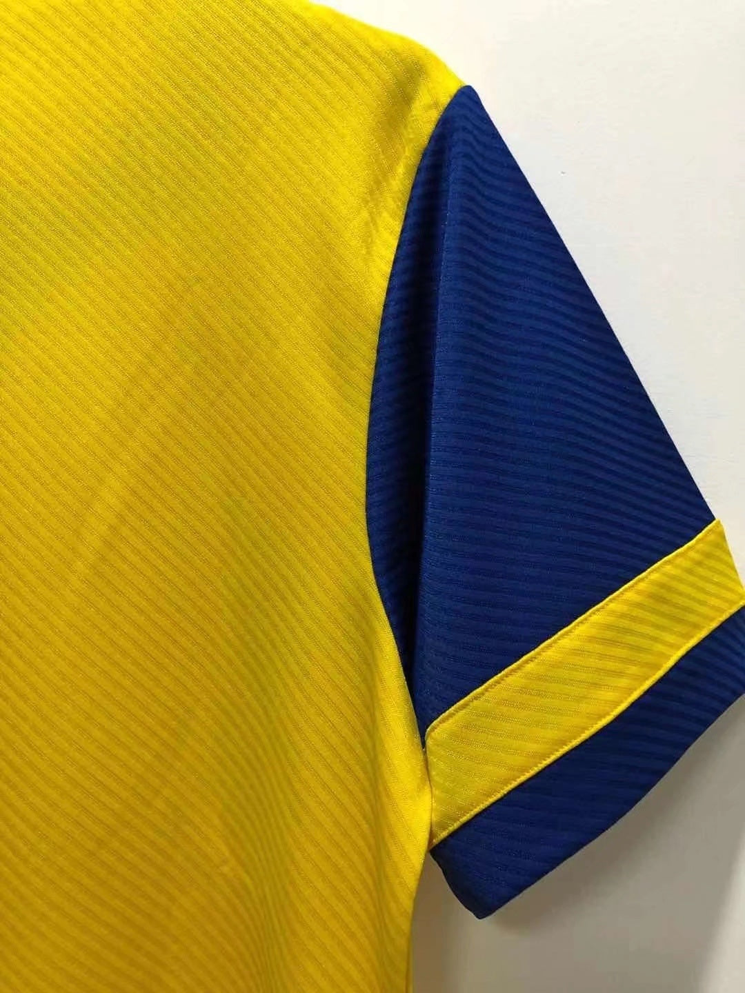 Man's Retro Jersey Parma Calcio Team Yellow - 1993/95