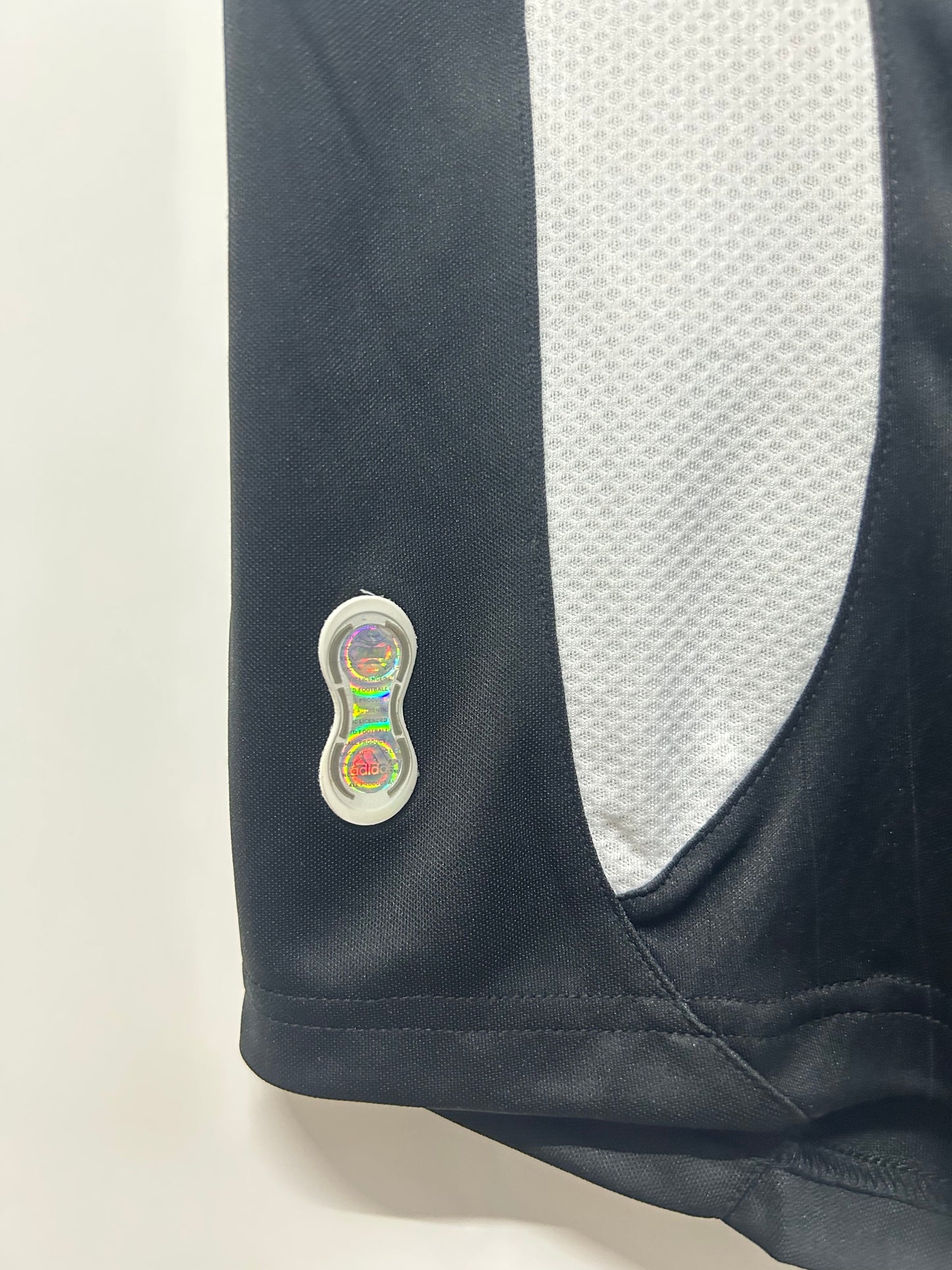 Man's Retro Jersey Real Madrid Team - 2006/2007