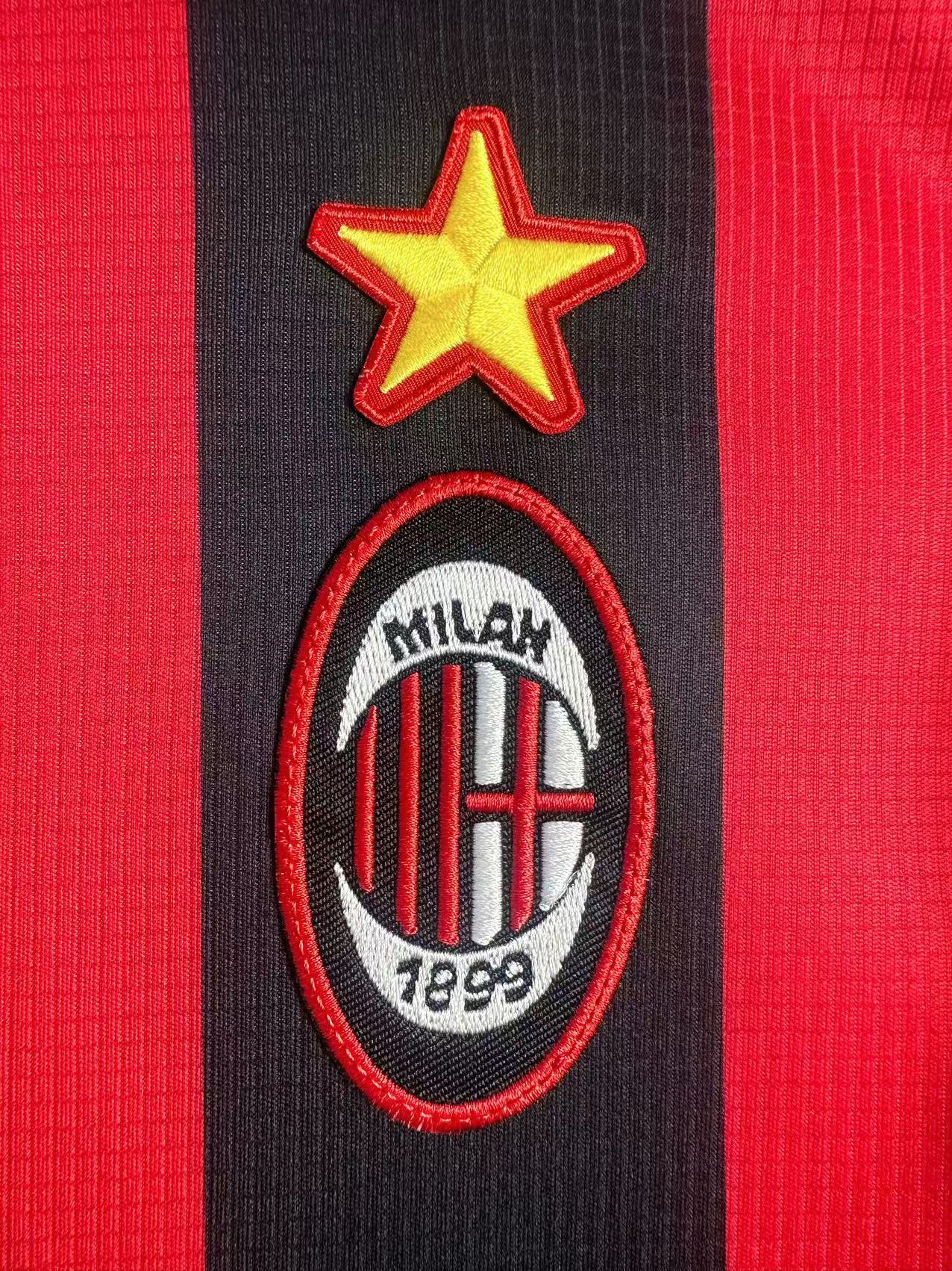 Man's Retro Jersey Milan Team Home - 1997/98