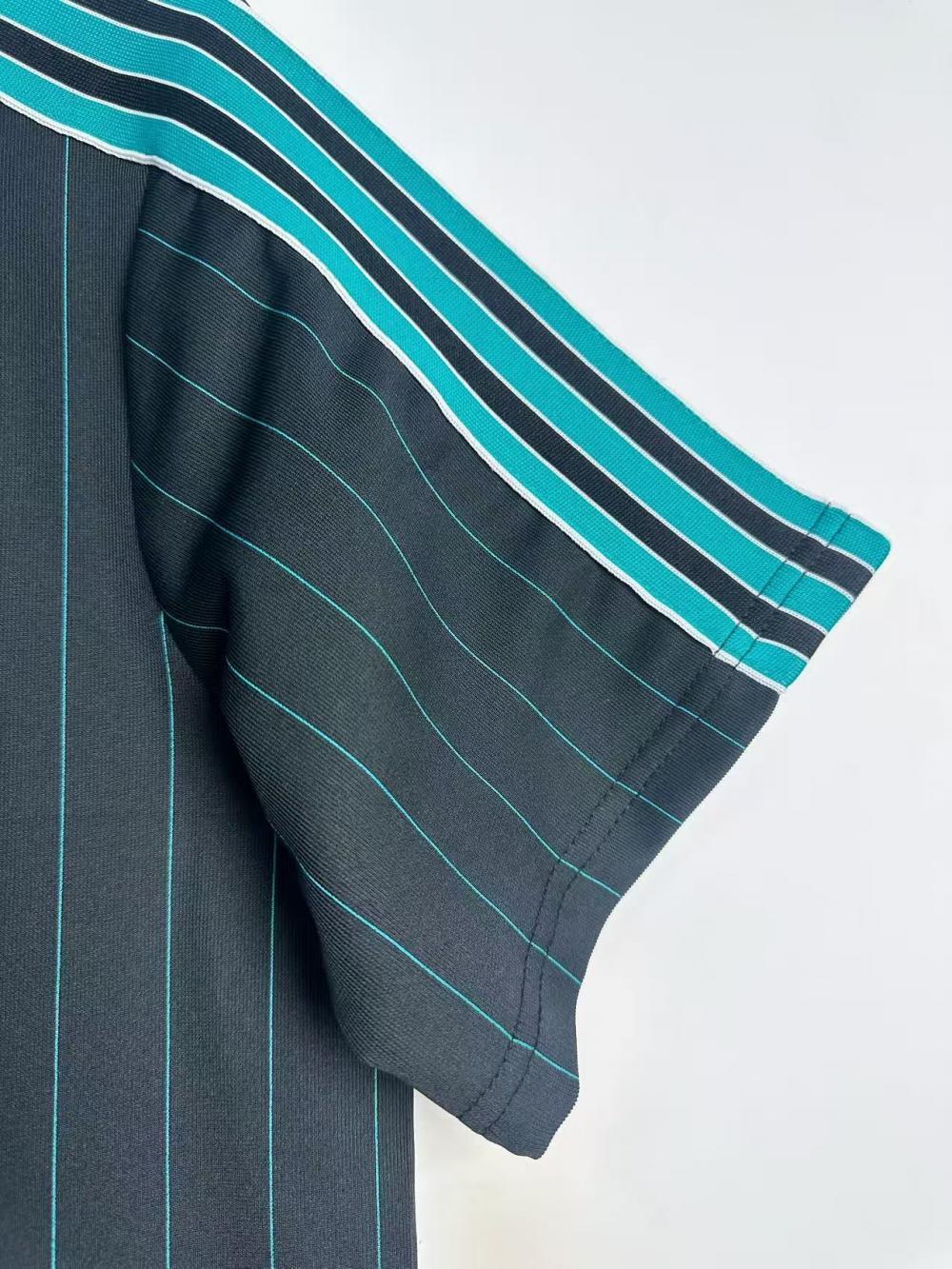 Man's Jersey Retro Liverpool Black - 2025/2026