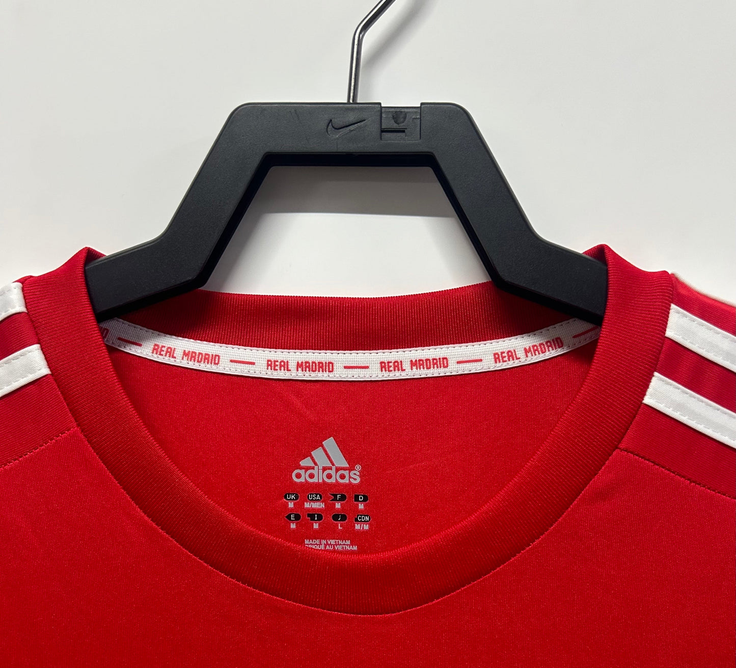 Man's Retro Jersey Real Madrid Team - 2011/2012