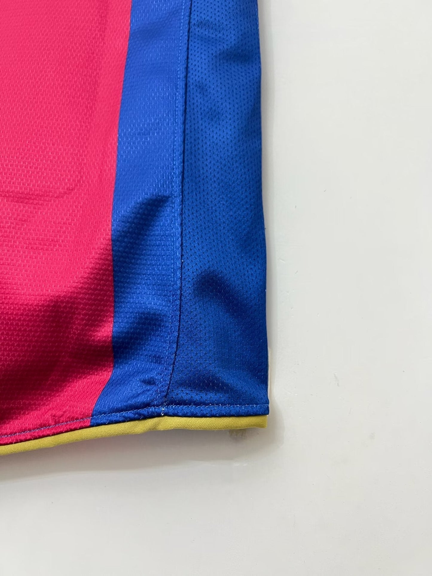 Man's Retro Jersey Barcelona Team - 2007/08