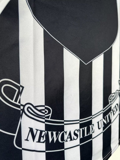 Man's Retro Long Sleeve Newcastle Team - 1997/99