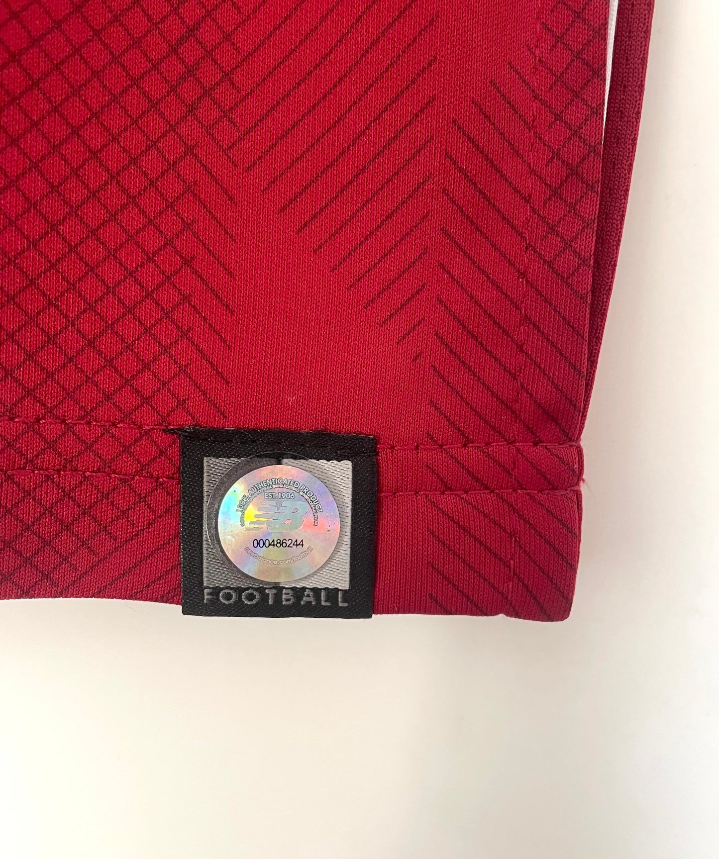 Man's Retro Jersey Liverpool Team Home - 2018/2019