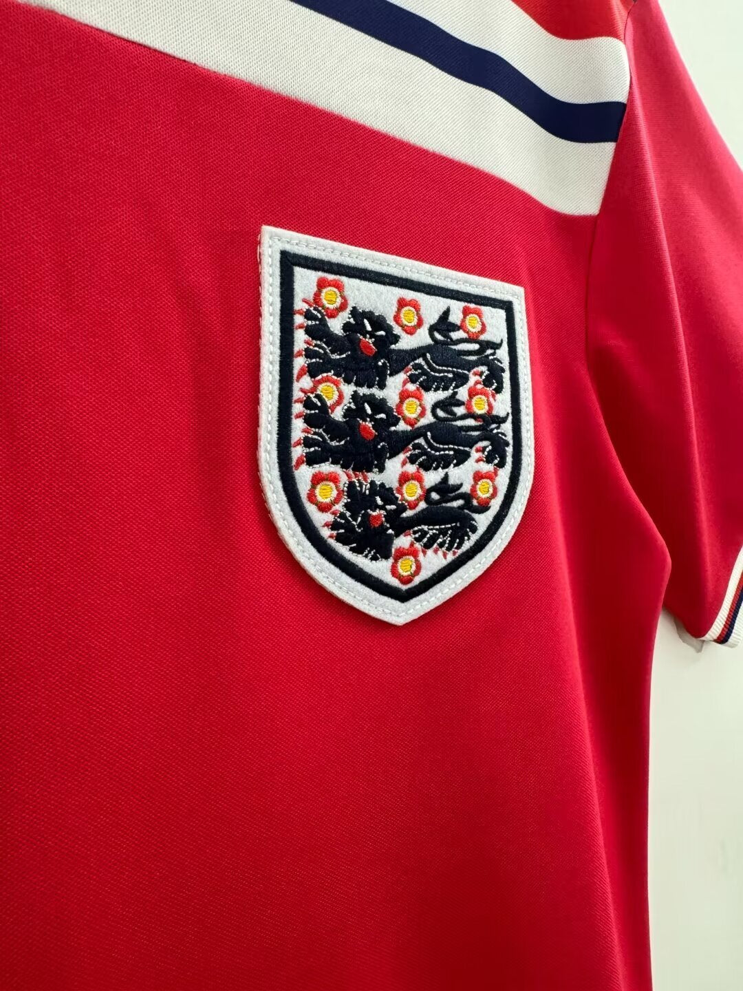 Man's Retro Jersey England National Team Away - 1982