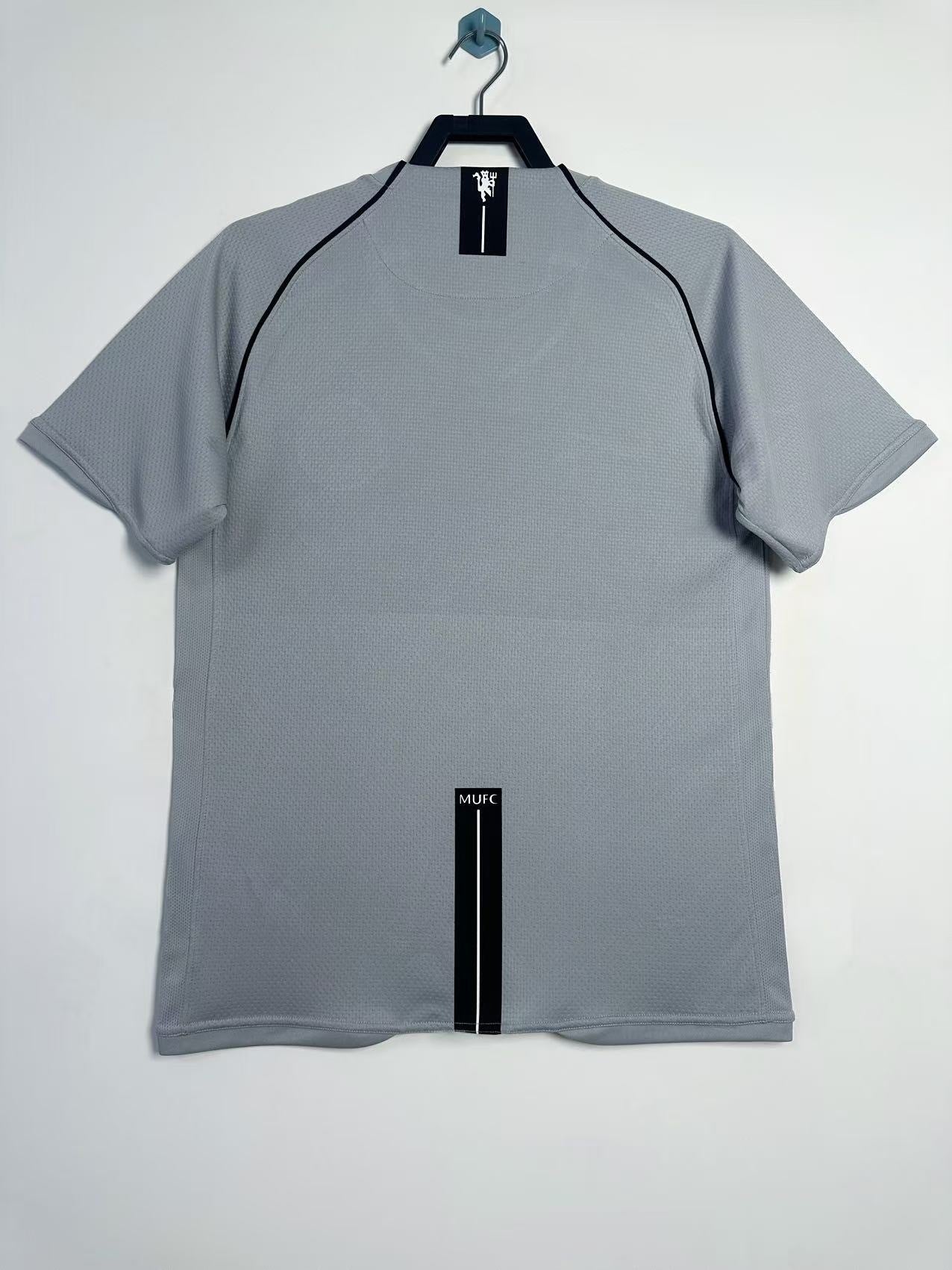 Man's Retro Jersey Manchester United Team Grey GK - 2007/08