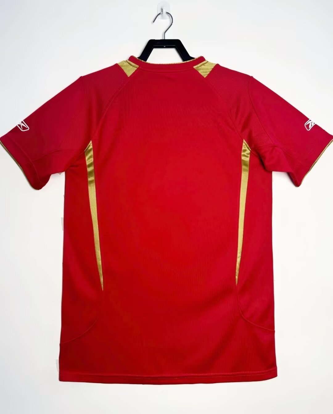 Man's Retro Jersey Liverpool Team Home - 2005/2006