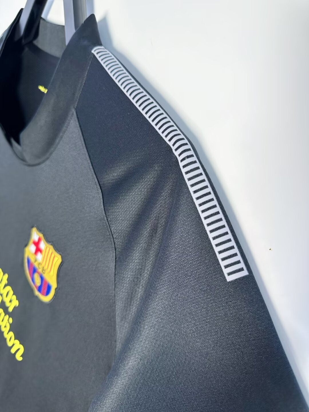 Man's Retro Jersey Barcelona Team Away - 2011/12