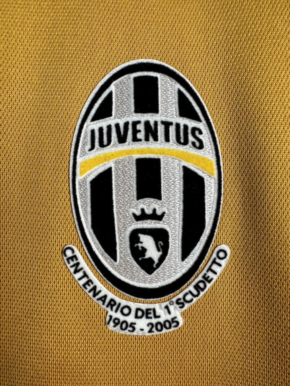 Man's Retro Jersey Juventus Team - 2005/06