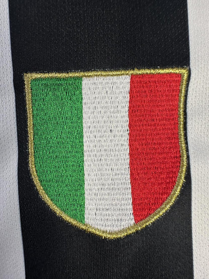 Man's Retro Long Sleeve Juventus Team Home - 2002/03