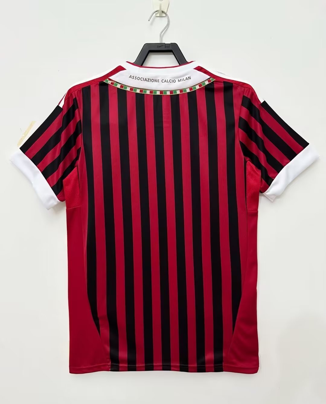 Man's Retro Jersey Milan Team - 2011/12