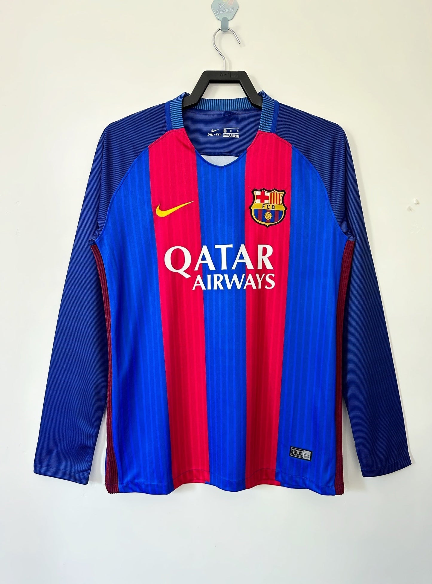 Man's Retro Long Sleeve Barcelona Team - 2016/17