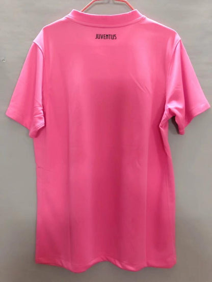 Man's Retro Jersey Juventus Team Pink - 2011/12