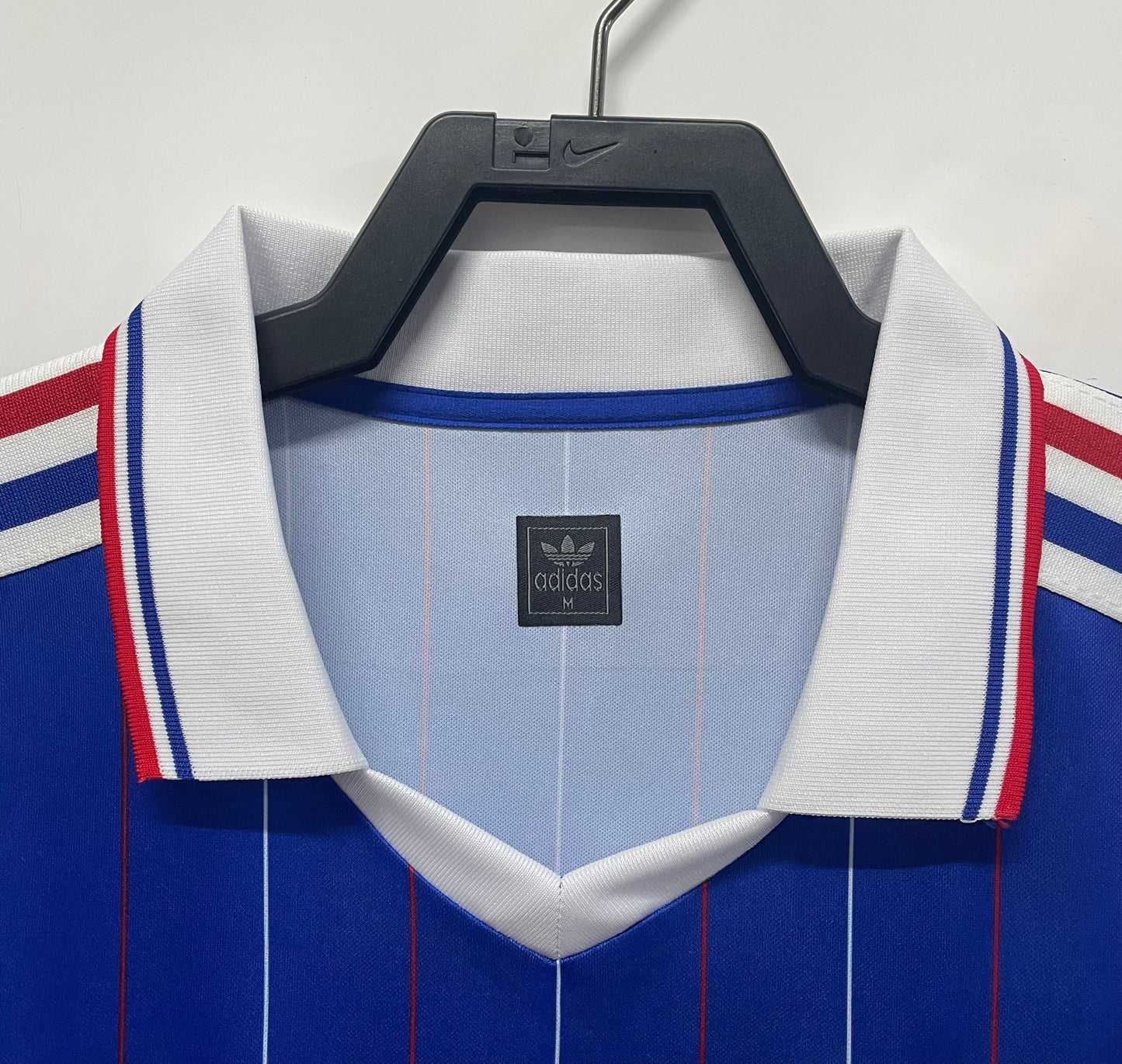 Man's Retro Jersey France National Team Home - 1982