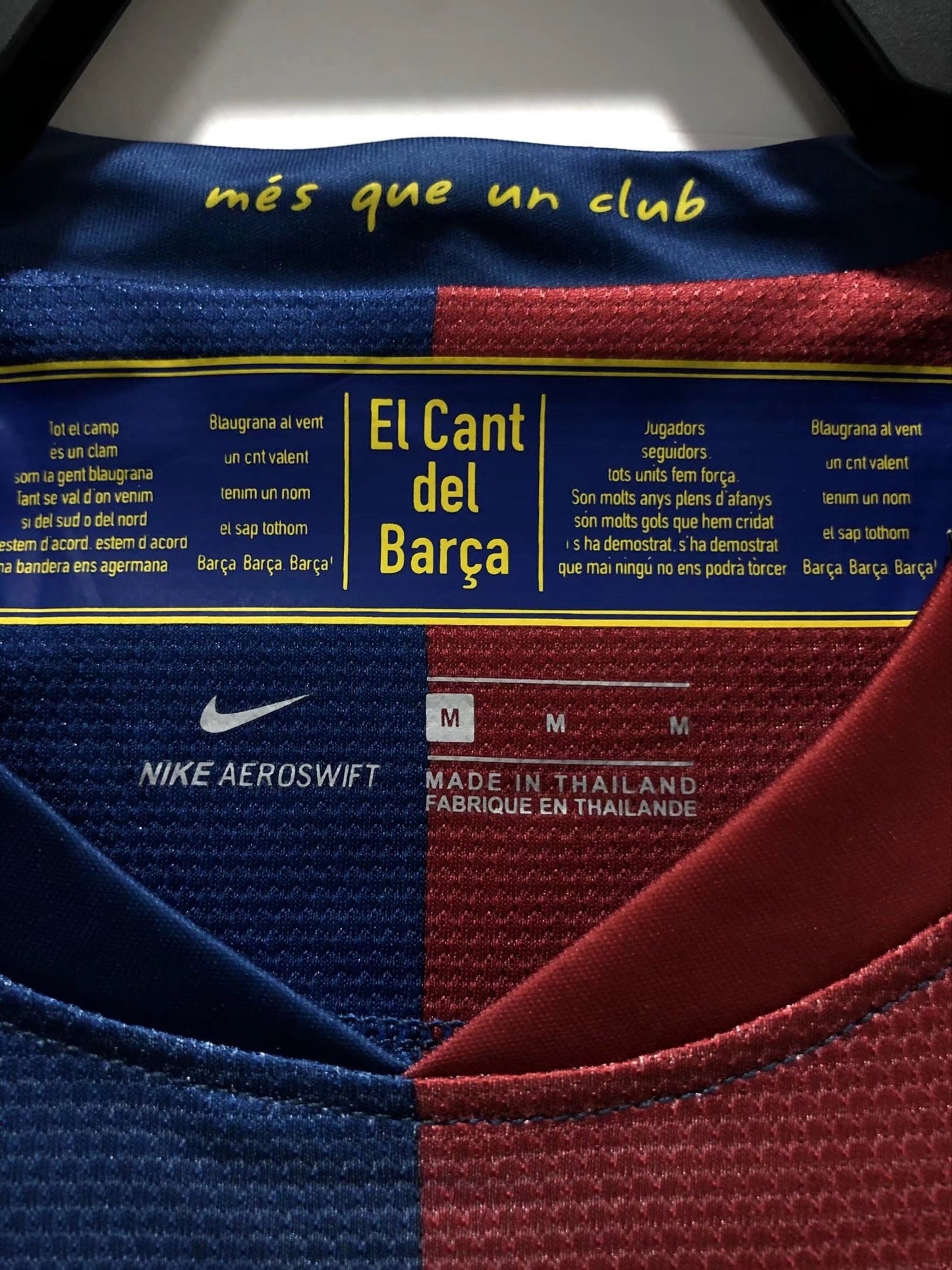 Man's Retro Long Sleeve Barcelona Team Home - 2008/09