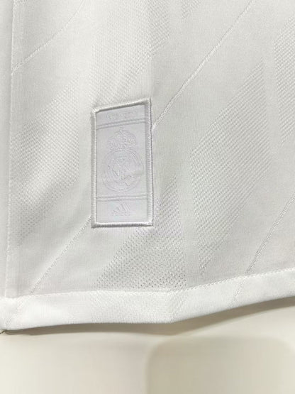 Man's Retro Jersey Real Madrid Team - 2017/18