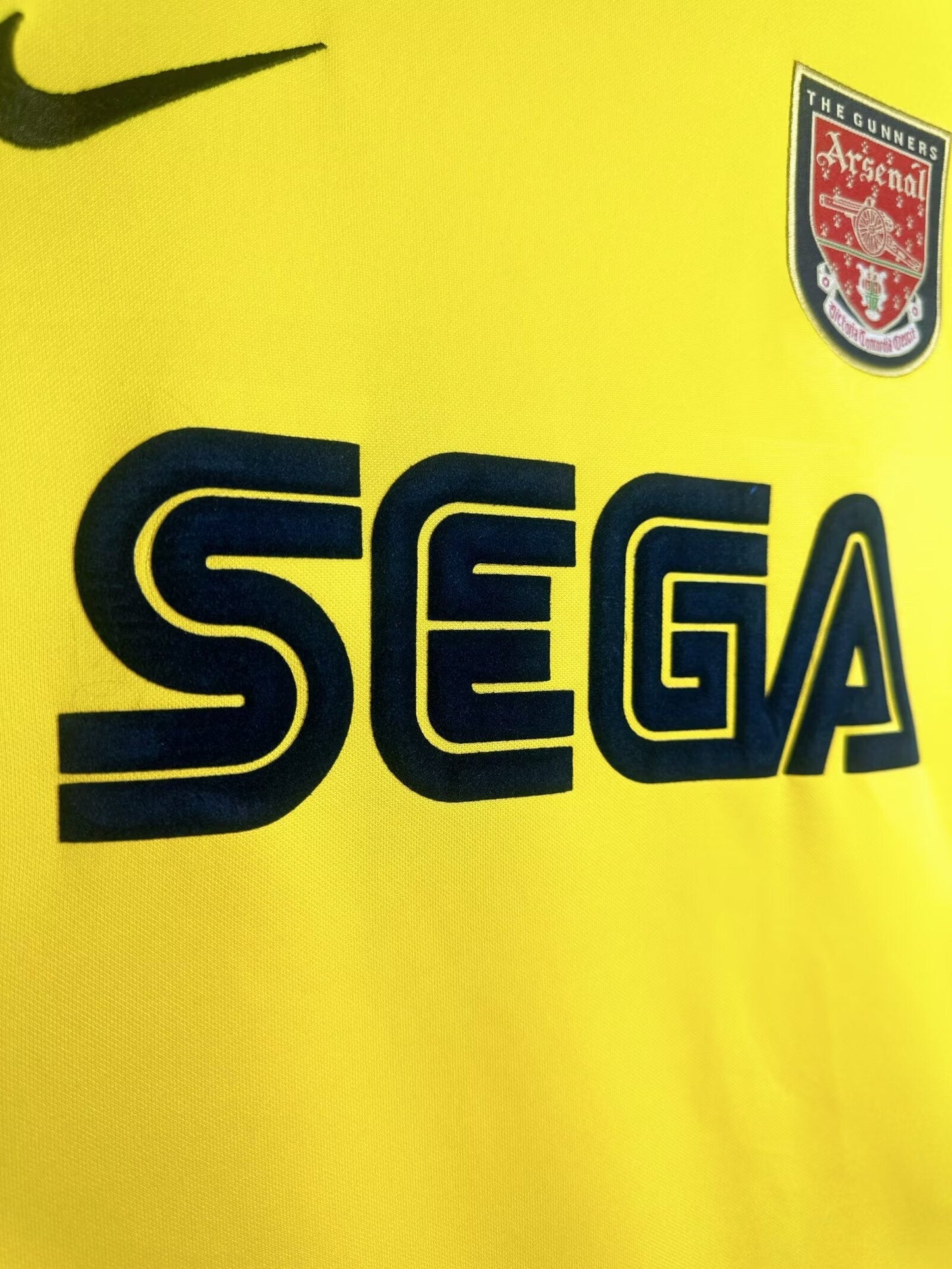 Man's Retro Jersey Arsenal Team Away - 2000/01