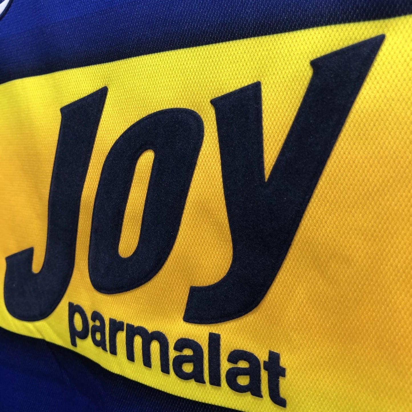 Man's Retro Jersey Parma Calcio Team Home - 2001/02